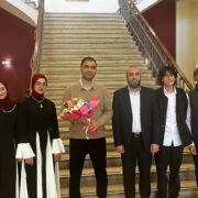 از فريق المدرسة اللبنانية العالمية، والتي تشرف عليها جمعية الإرشاد والإصلاح، المركز الأول في البطولة الوطنية لمناظرات المدارس في لبنان 2024-2025