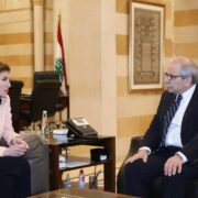 استقبل رئيس مجلس الوزراء نواف سلام نائبة المبعوث الأميركي الى الشرق الأوسط السيدة مورغان اورتيغوس، ترافقها نائبة مساعد وزير الخارجية لشؤون الشرق الأدنى وسوريا نتاشا فرانشيسكي إضافة الى السفيرة الأميركية في لبنان السيدة ليزا جونسون، ووفد مرافق