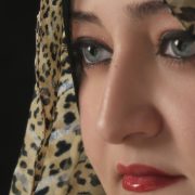 التّنّور يصدر كتاب “Critical Inflections” لسناء الشعلان (بنت نعيمة)