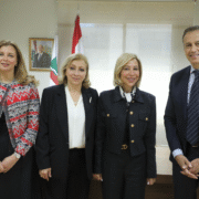 اللبنانية الأولى السيدة نعمت عون رئيسة الهيئة الوطنية لشؤون المرأة اللبنانية تلتقي  السيّد معزّ دريد المدير الإقليمي بالنيابة لهيئة الأمم المتحدة للمرأة في الدول العربية.