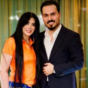 نزار الفارس يجدد علاقة الحب مع حورية فرغلي على انغام عمرو دياب