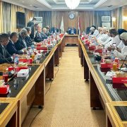 وفد رجال الأعمال العُماني يزور اتحاد الغرف التجارية المصرية لبحث سبل تعزيز التعاون الاستثماري