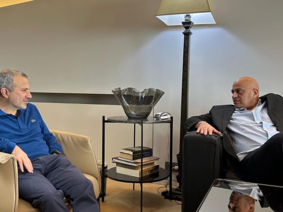 استقبل رئيس التيار الوطني الحر النائب جبران باسيل كل من رئيس بلدية المنصف خالد صدقة