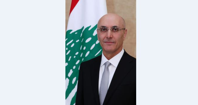 الحجار في نهاية اليوم الانتخابي عرس وطني ديموقراطي ونسبة الاقتراع 44،6 في المئة الحجار في نهاية اليوم الانتخابي عرس وطني ديموقراطي ونسبة الاقتراع 44،6 في المئة