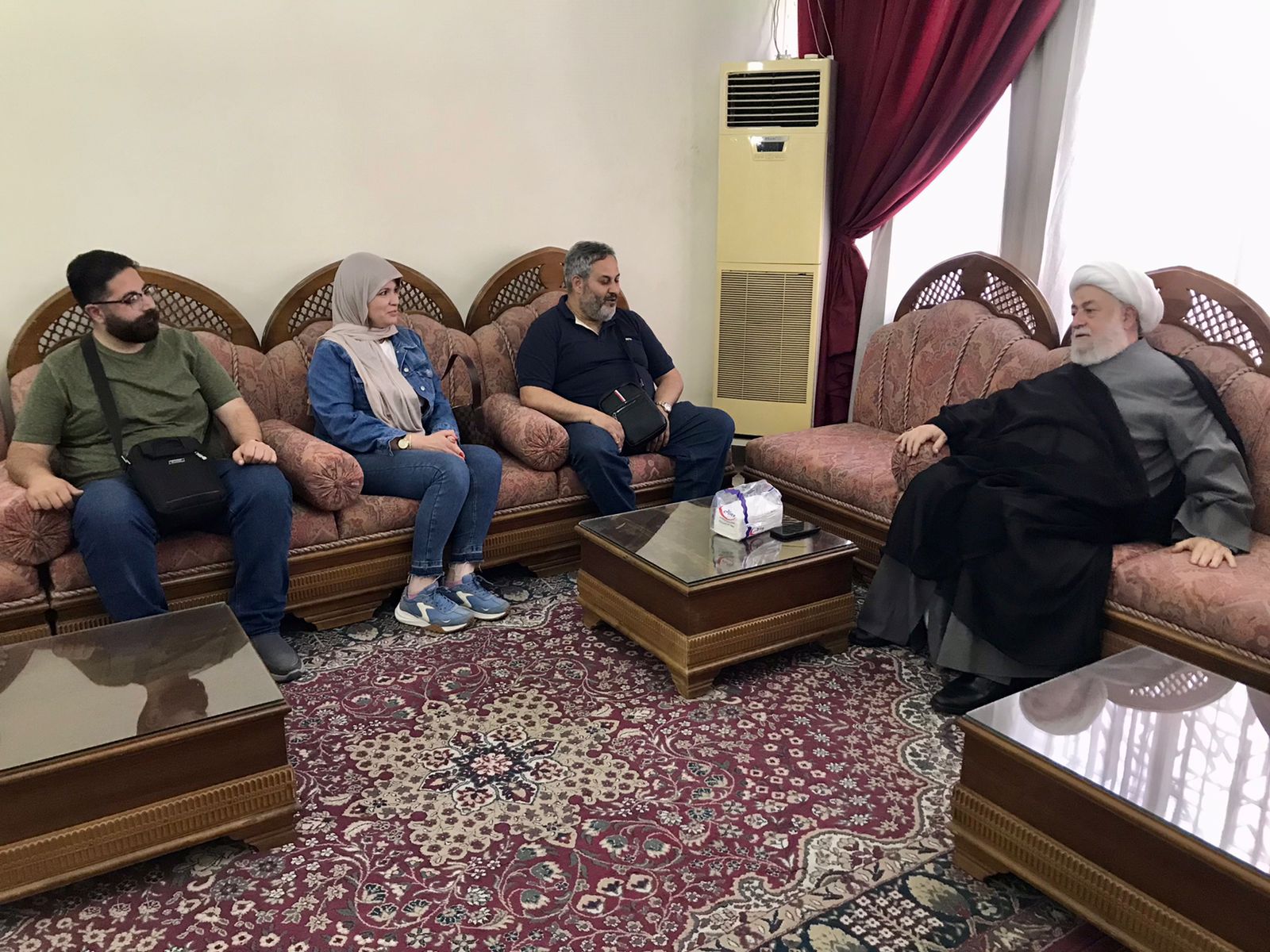 المفتي عسيران يستقبل المهندسة آية البلولي المفتي عسيران يستقبل المهندسة آية البلولي