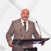 رجل الأعمال السيد نادر عزام يوجه تحية للعمال في عيدهم