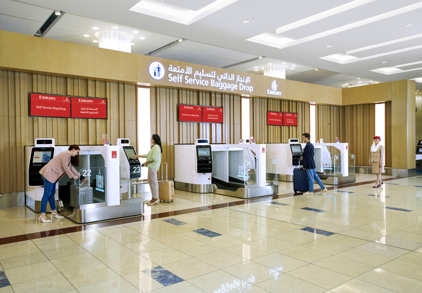 طيران الإمارات تناول 2.8 مليون حقيبة شهرياً إلى أكثر من 140 وجهة حول العالم طيران الإمارات تناول 2.8 مليون حقيبة شهرياً إلى أكثر من 140 وجهة حول العالم