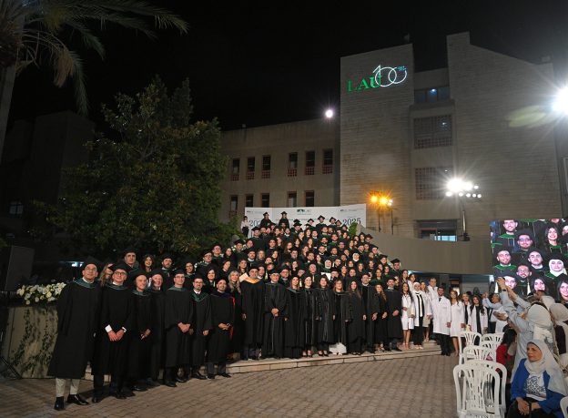 كلية الطب في LAU تخرج دفعة 2025