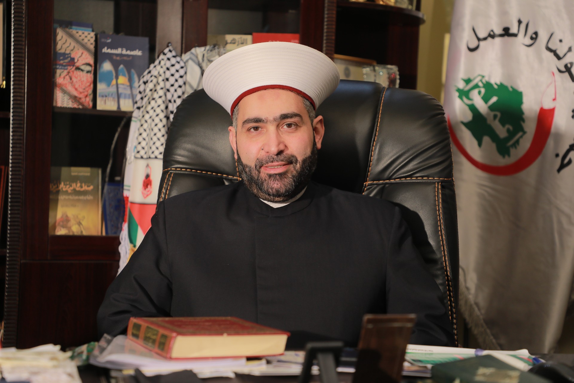 الشيخ الدكتور القطان حيا الرد الإيراني على الكيان الصهيوني الشيخ الدكتور القطان حيا الرد الإيراني على الكيان الصهيوني