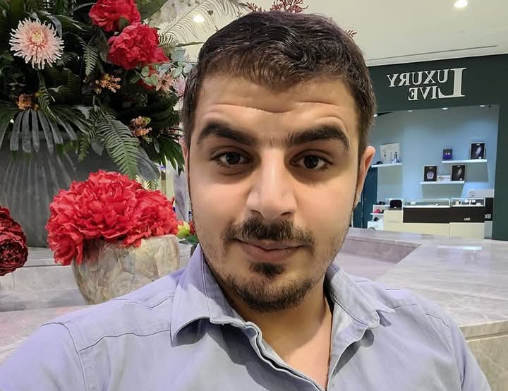 المصمم الديكور السوري عبدالرحمن طعان.. أعشق عالم الديكور واتمني أن أكون من الاسماء الهامة في مجالي المصمم الديكور السوري عبدالرحمن طعان.. أعشق عالم الديكور واتمني أن أكون من الاسماء الهامة في مجالي