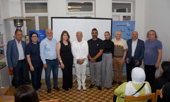 المهندسة آية البلولي تتسلم مهام المديرة التنفيذية لجمعية الرسالة الزرقاء