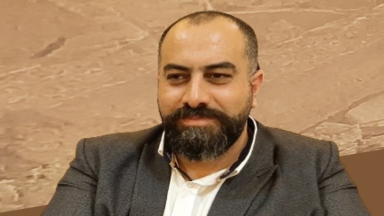 عميد العمل في “القومي” سلطان العريضي: قرار الحكومة بفرض ضريبة إضافية على المشتقات النفطية مستغرَب ومستهجَن ويفاقم حدة الأزمة الاجتماعية والاقتصادية عميد العمل في “القومي” سلطان العريضي: قرار الحكومة بفرض ضريبة إضافية على المشتقات النفطية مستغرَب ومستهجَن ويفاقم حدة الأزمة الاجتماعية والاقتصادية